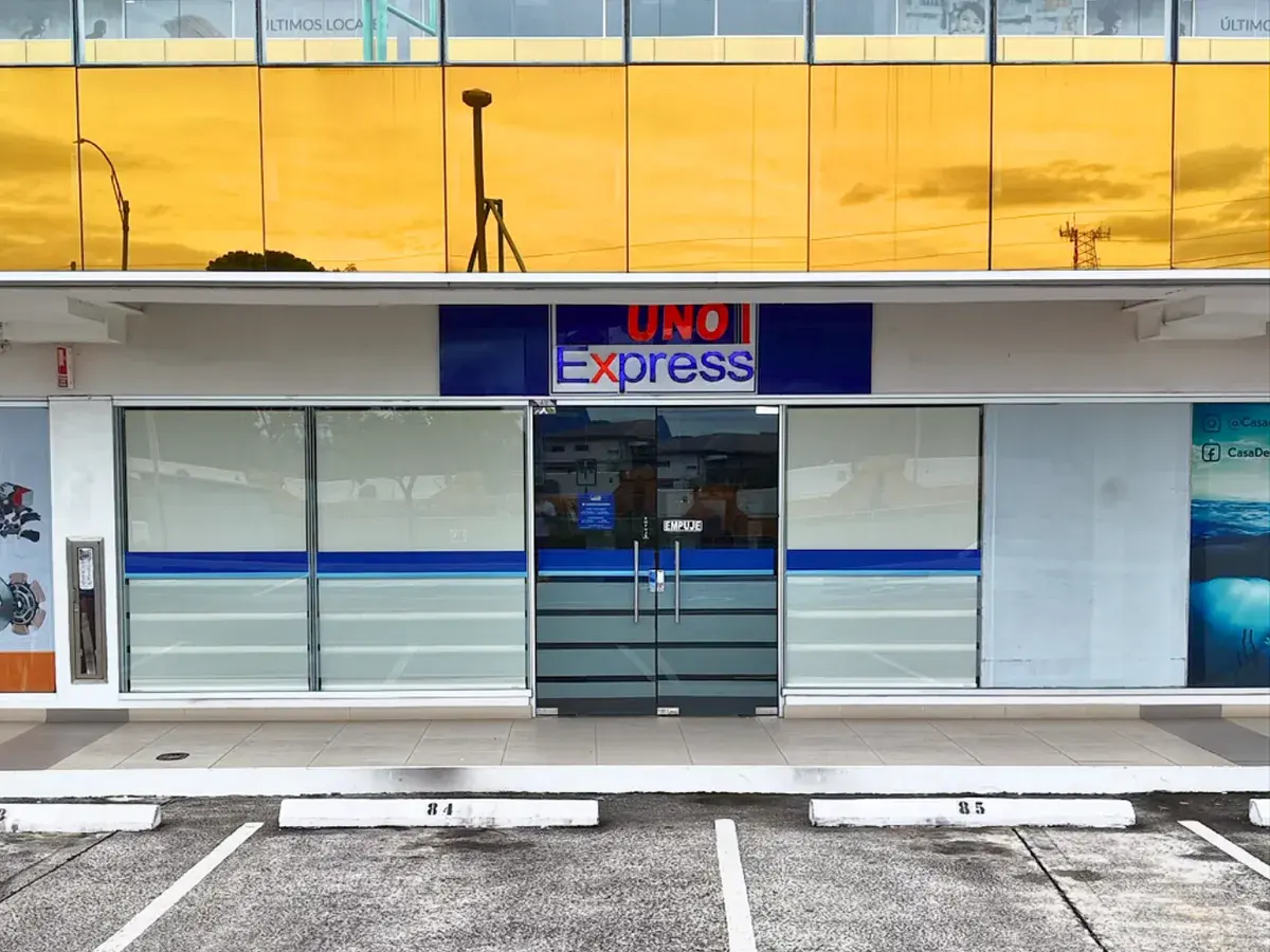 Fachada de la sucursal Albrook