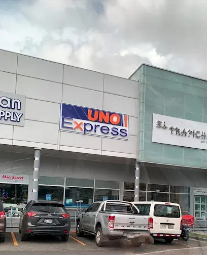 Fachada de la sucursal Brisas del Golf