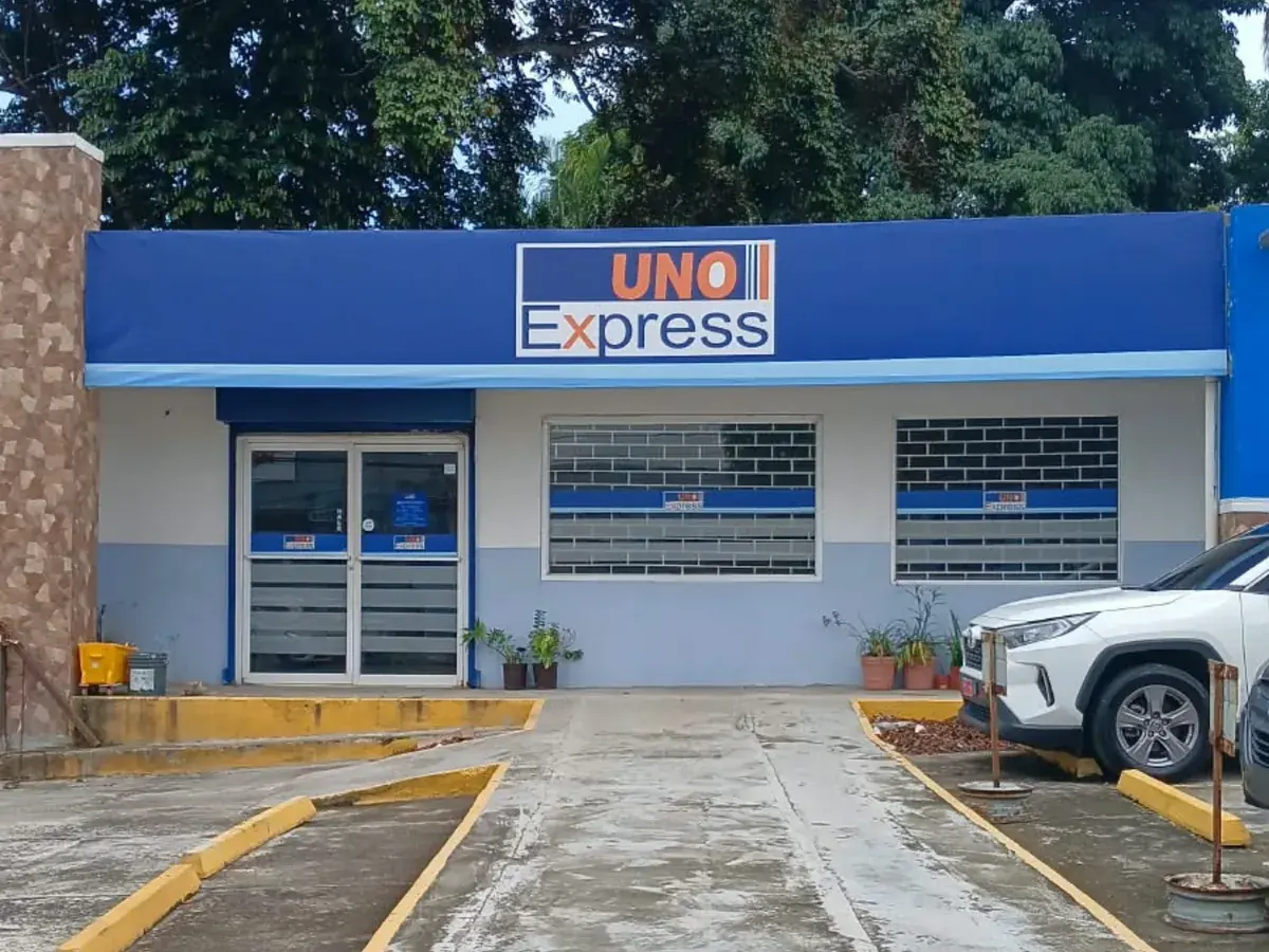 Fachada de la sucursal La Chorrera