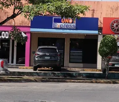 Fachada de la sucursal Las Acacias